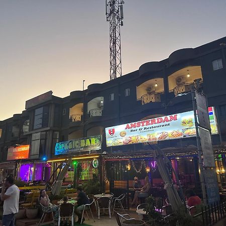Apartments Plaza Hotel 克罗里 外观 照片