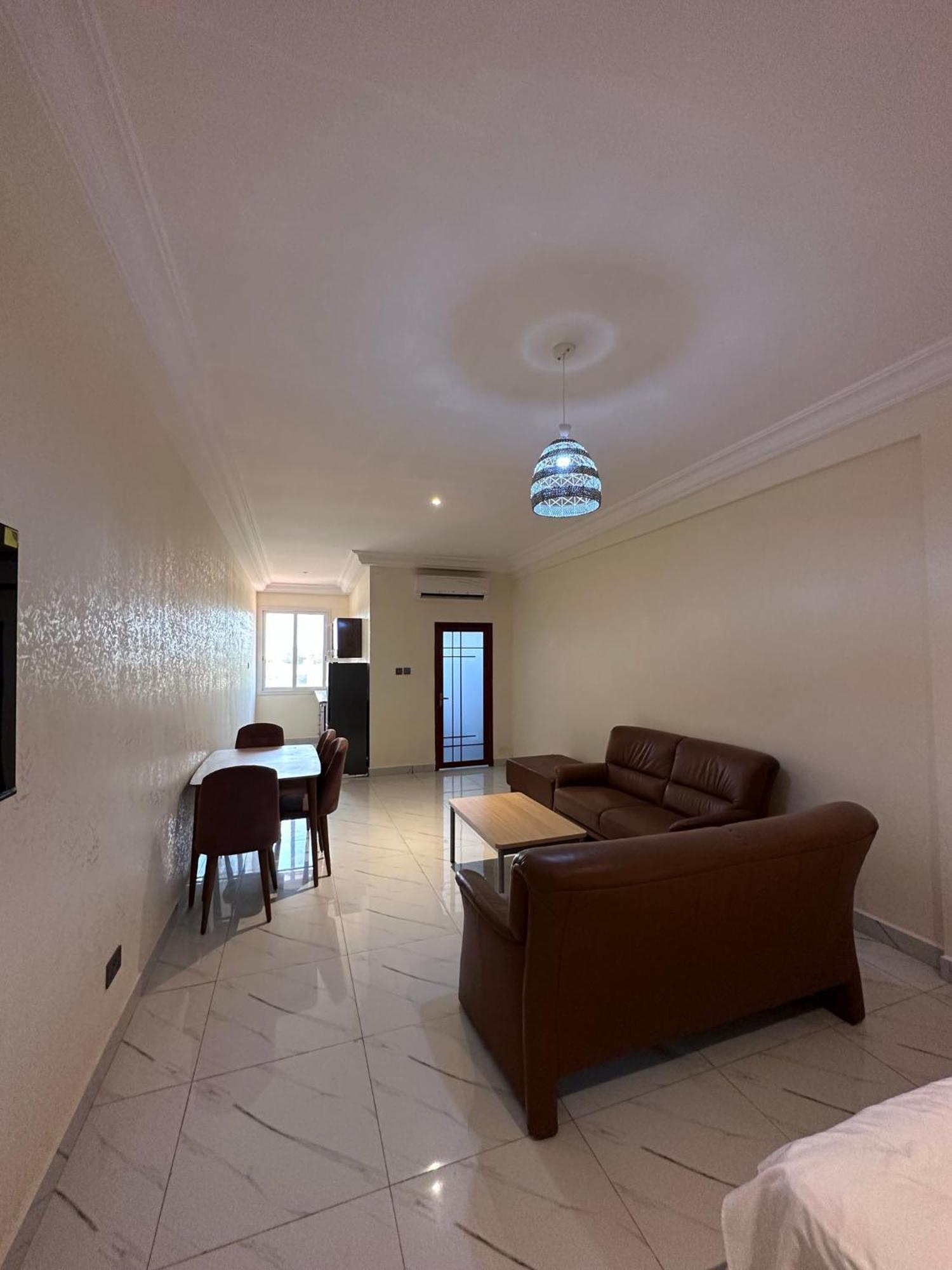 Apartments Plaza Hotel 克罗里 外观 照片