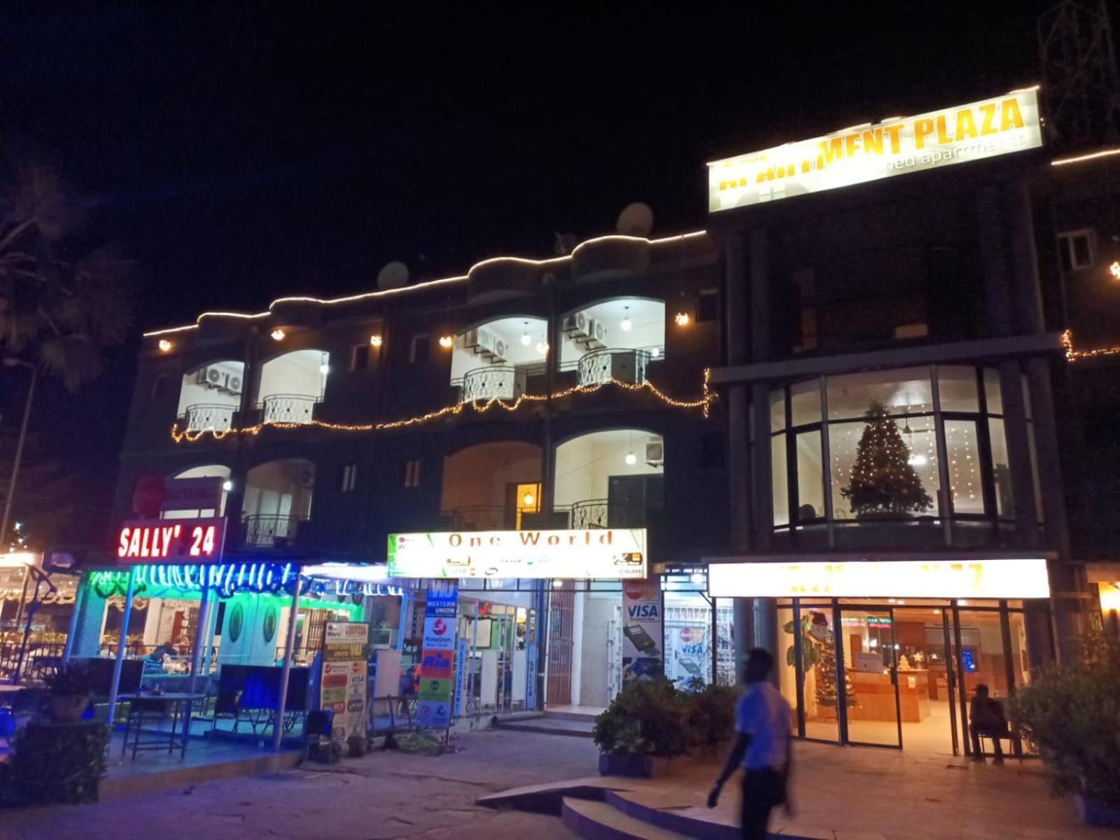 Apartments Plaza Hotel 克罗里 外观 照片