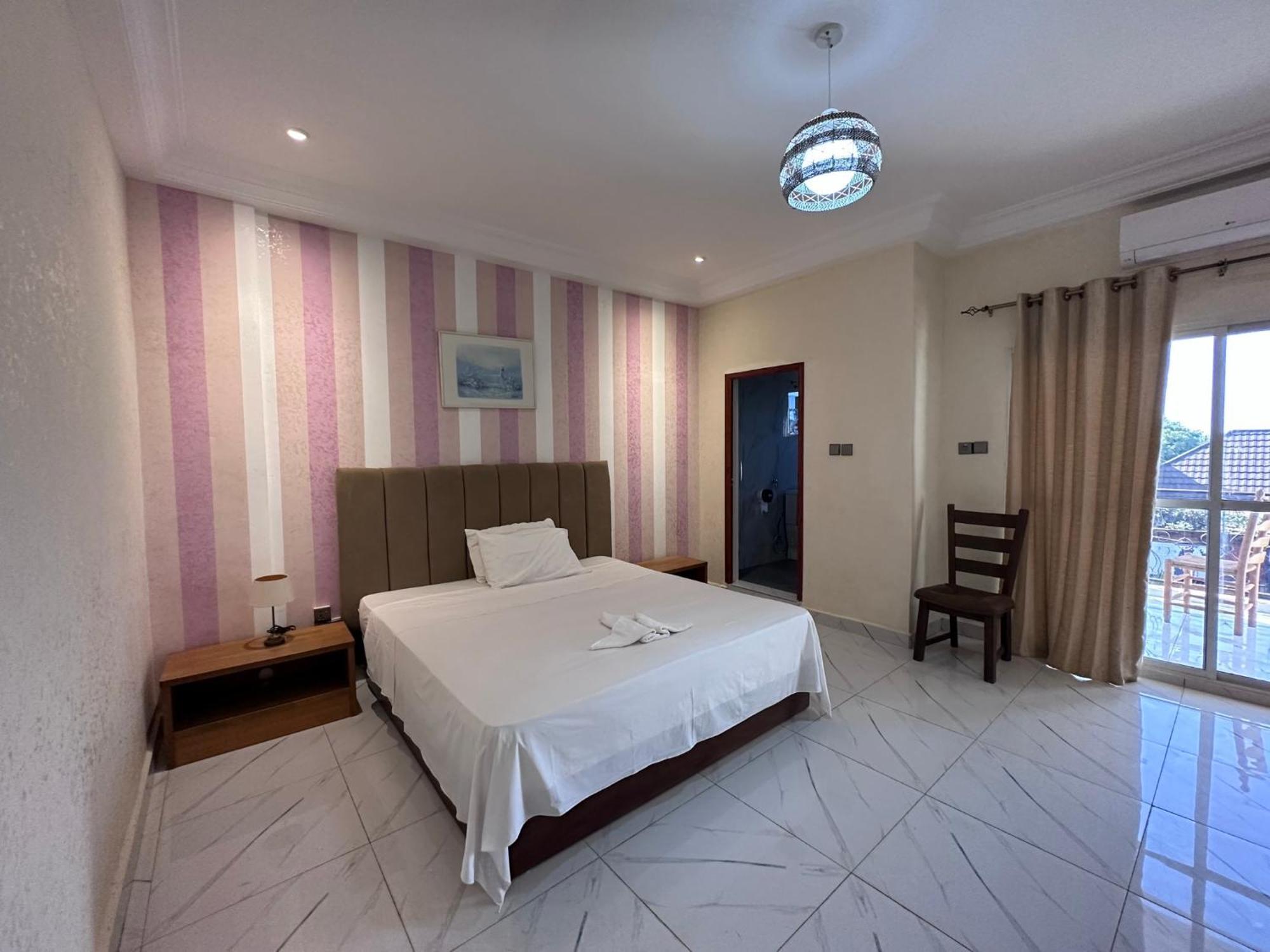 Apartments Plaza Hotel 克罗里 外观 照片